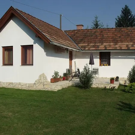 Holiday home Tuenderviola *